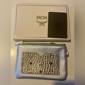 MCM Zippy Key Pouch